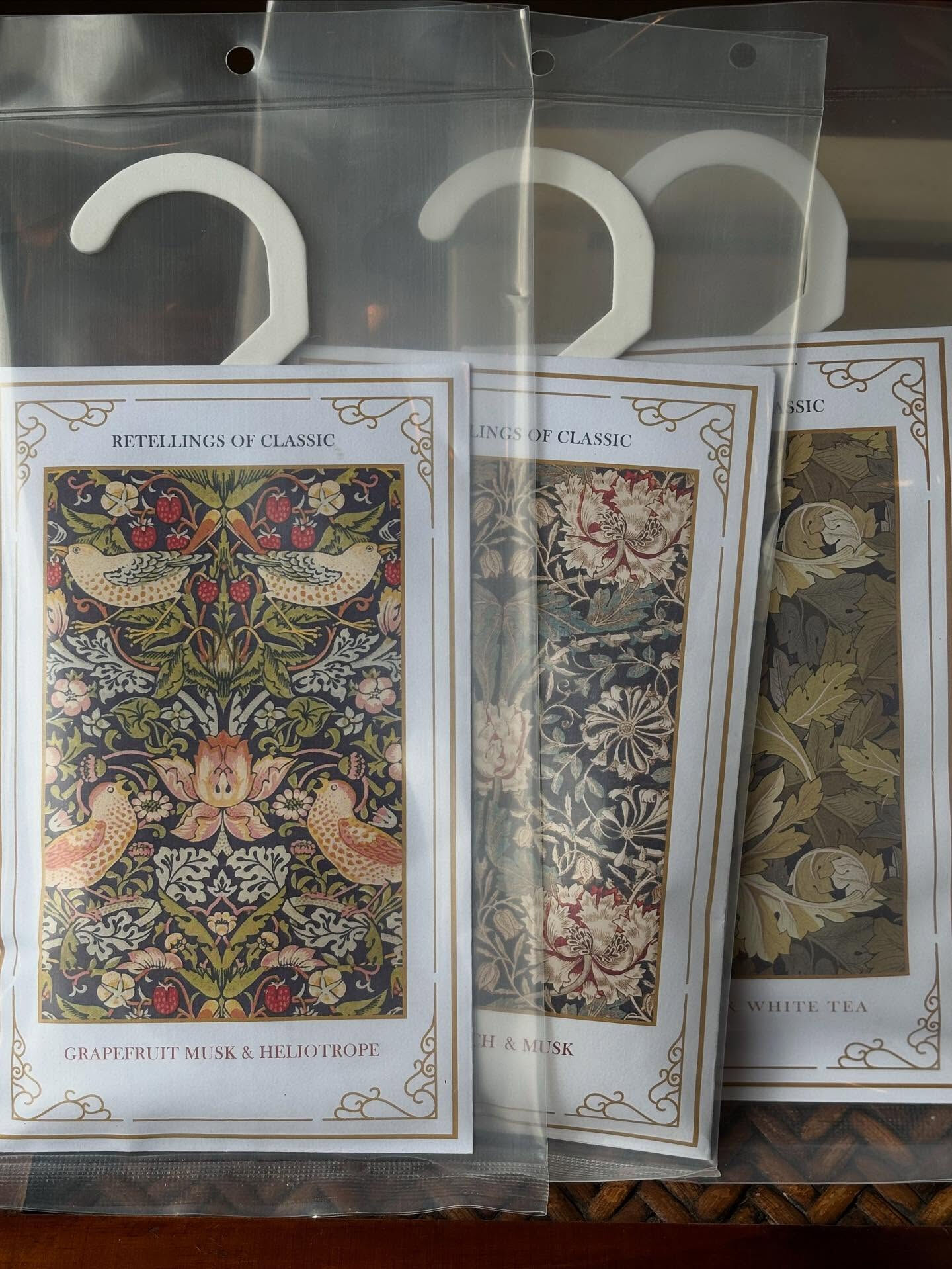 Retellings of Classic シリーズ 入荷し